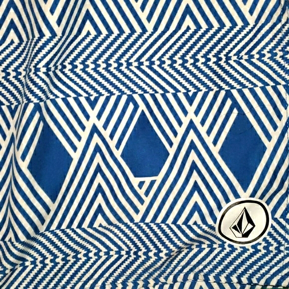 Volcom mens swim wear - Picture 2 of 12